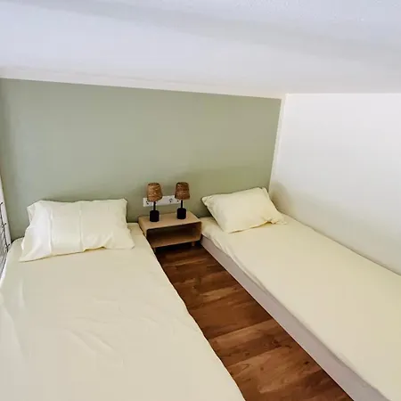App Mahalo, Fussbodenheizung, Tv, Terrasse メドゥリン