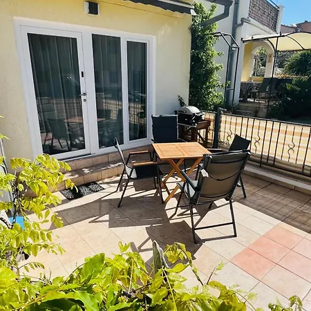 App Mahalo, Fussbodenheizung, Tv, Terrasse メドゥリン